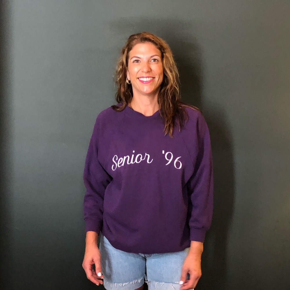 Senior 1996 Vintage Sweatshirt in Purple